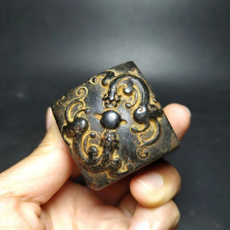 Колекция от културата на Червена Планина Железен Метеорит Shuanglong Seal Може да Поеме Магнетизъм Изображение 4