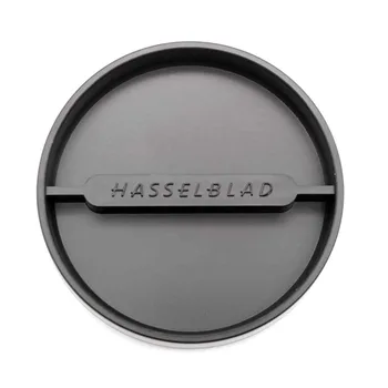 На предния капак на обектива за обектив Hasselblad с монтиране на филтър В50 с ЛОГОТО на Hasselblad